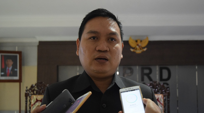 Ketua-Komisi-C-DPRD-Sintang-Herimaturida