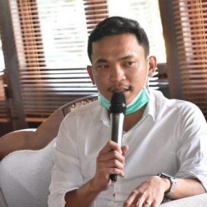 florensius-ronnyputih