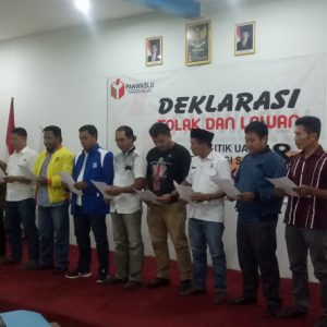 Pembacaan deklarasitolak dan lawandan politisasi SARA oleh perwakilan Parpol---Dedi Irawan