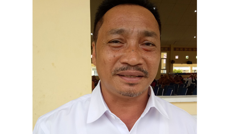 kepala Diskukmdag Melawi, Alexander