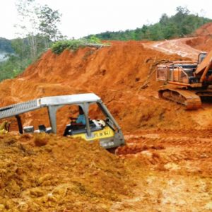 Pembukaan jalan trans Nasional yang sudah dikerjakan