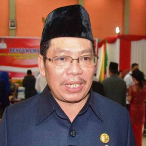 1-A.2-Askiman-Wakil-Bupati-Sintang-YUSRIZAL