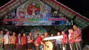 PhotoGrid_1538237173052_crop_683x409-640x383
