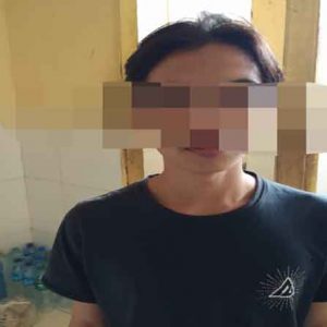 tersangka EDI saat diamankan di Polres Melawi---Dedi Irawan